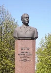Ще 10 пам’яток тоталітаризму у Дніпропетровській області втратили свій статус